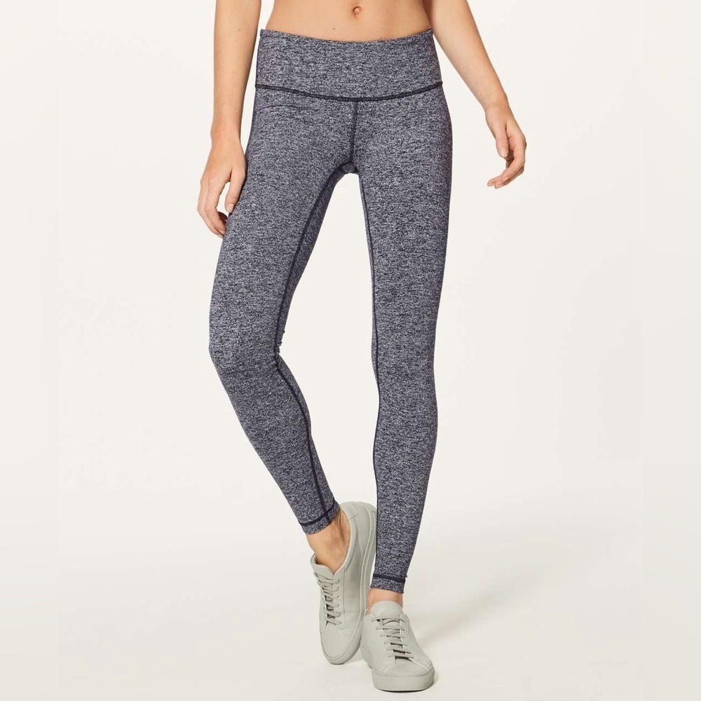 Lululemon Wunder Under Low-Rise Tight 28"
Heathered Black